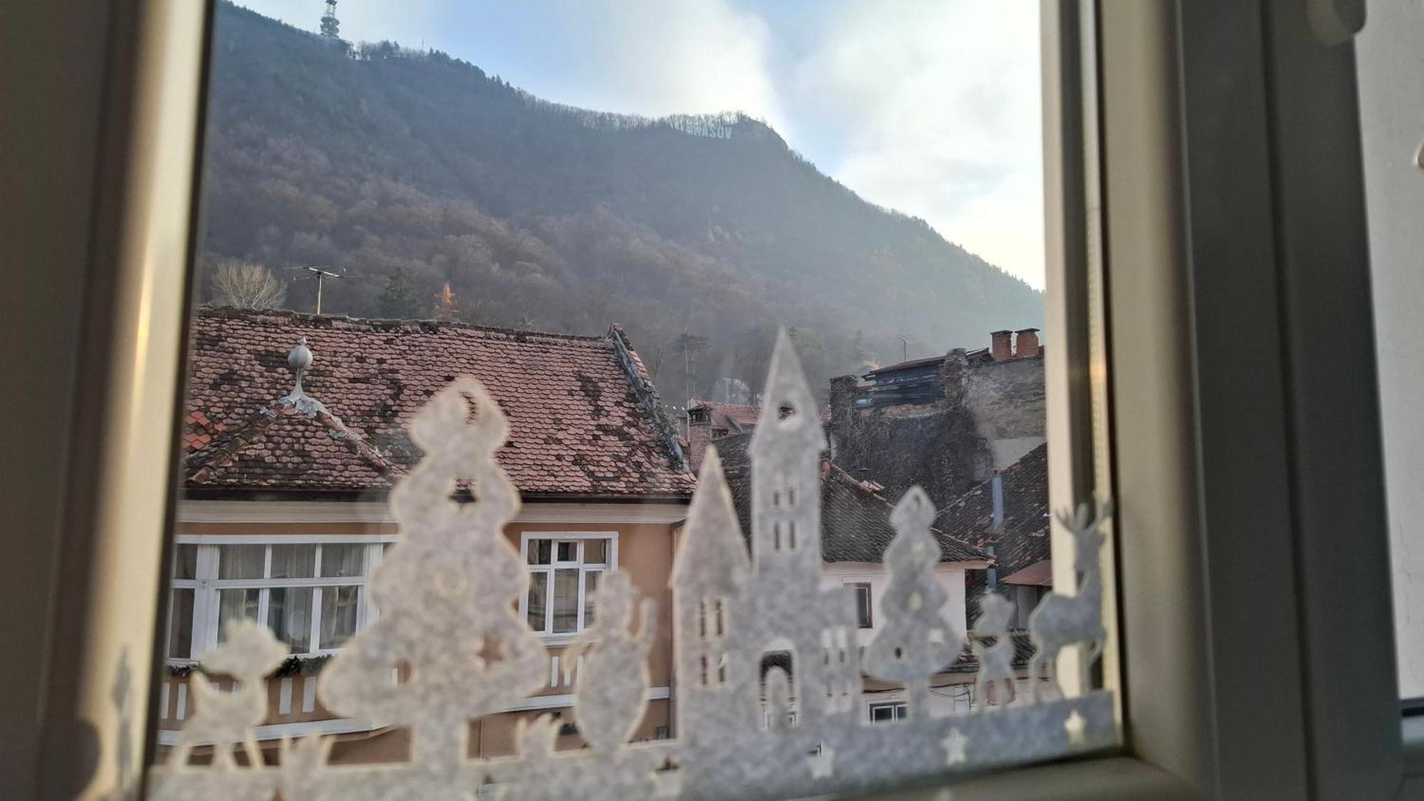 Alpine Sunrise Residence - Brasov Old Center Buitenkant foto
